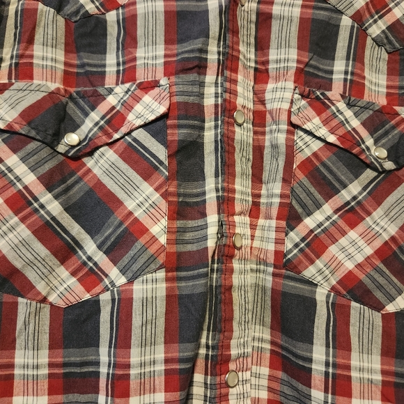 Bit & Bridal plaid button up shirt Size Medium - Picture 5 of 6